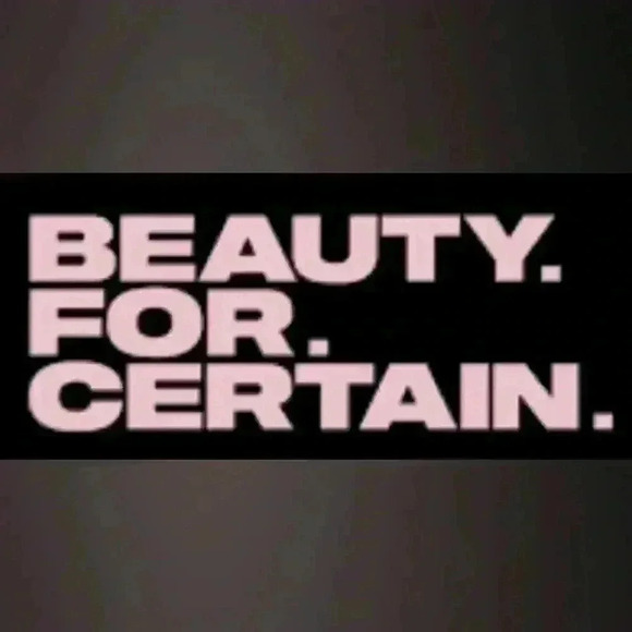 Beauty For Certain High Pigment Gloss in Diamond - Picture 4 of 4